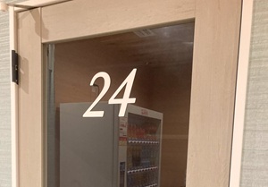 メビウス24号室