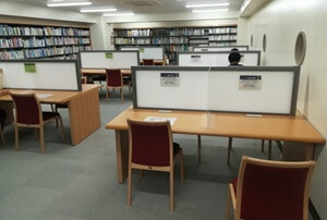 川口前川図書館混雑