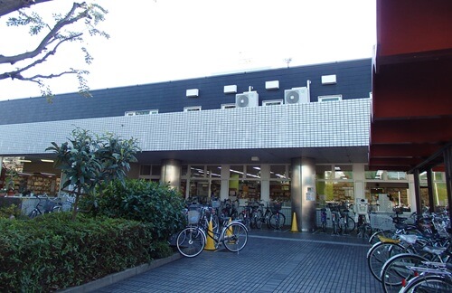 蕨市立図書館