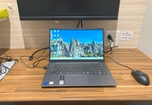 いいオフィスデスク