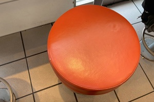 マクドナルド川口東口店椅子